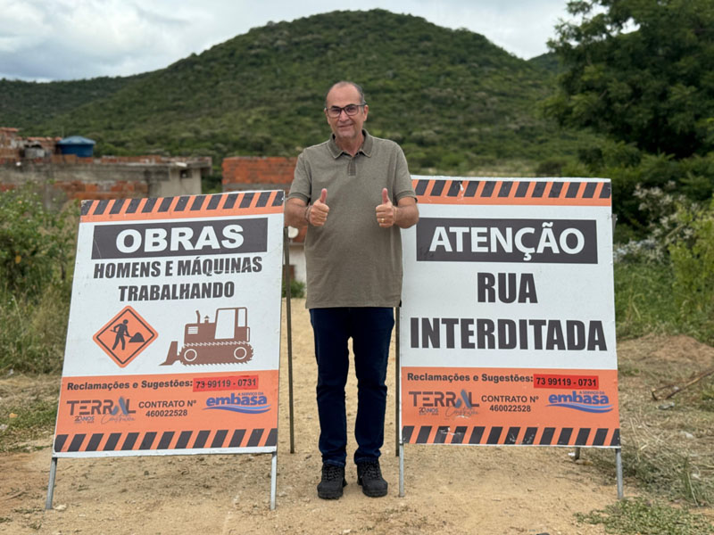 Deputado Hassan comemora início de obras do projeto de esgotamento sanitário do Zibrunes Deputado Hassan comemora início de obras do projeto de esgotamento sanitário do Zibrunes