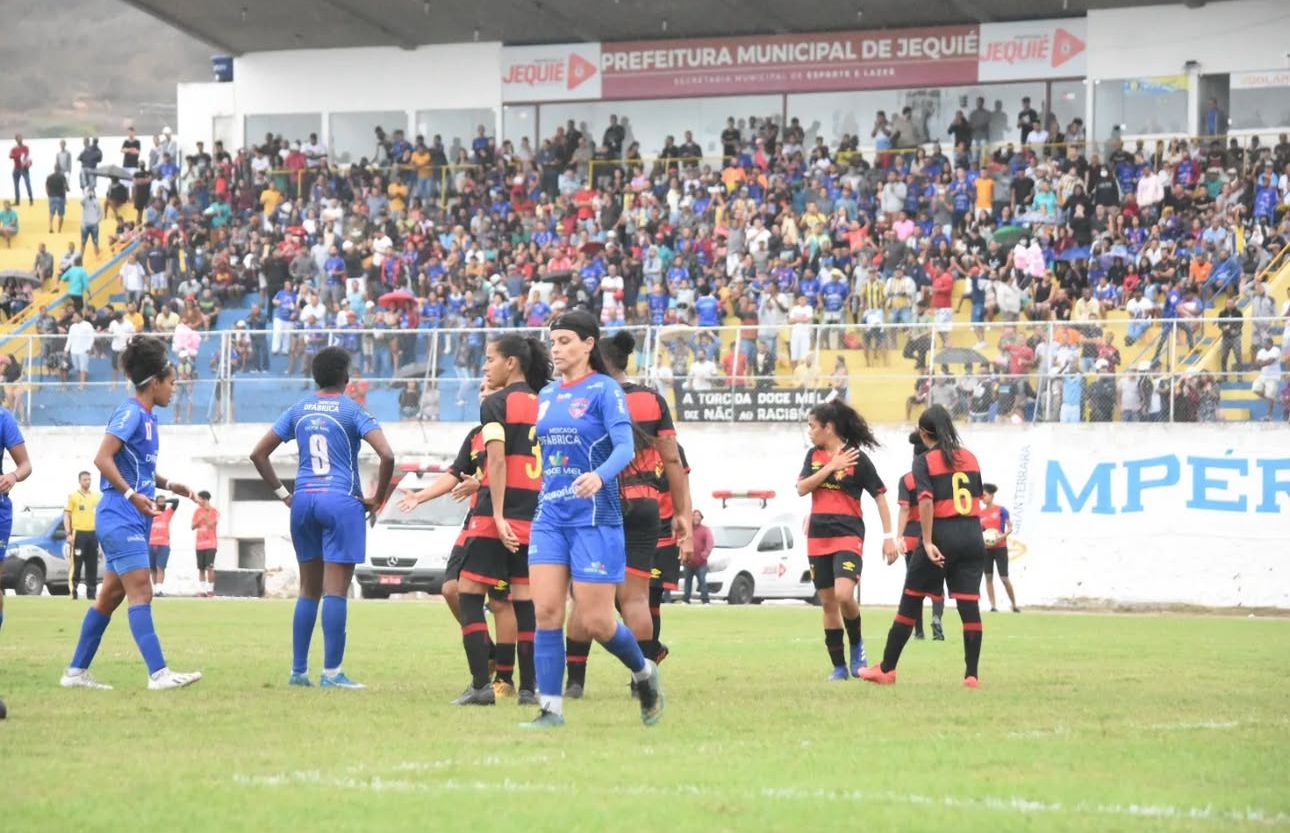 Domingo (27), às 15h, tem Campeonato Brasileiro Feminino no Estádio Waldomiro Borges