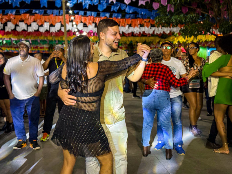 Prefeitura de Manoel Vitorino encerra festejos juninos com São Pedro de Catingal