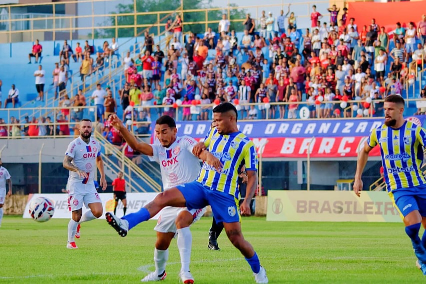 Brasileirão D | Jipão empatada jogando fora de casa e despenca na tabela