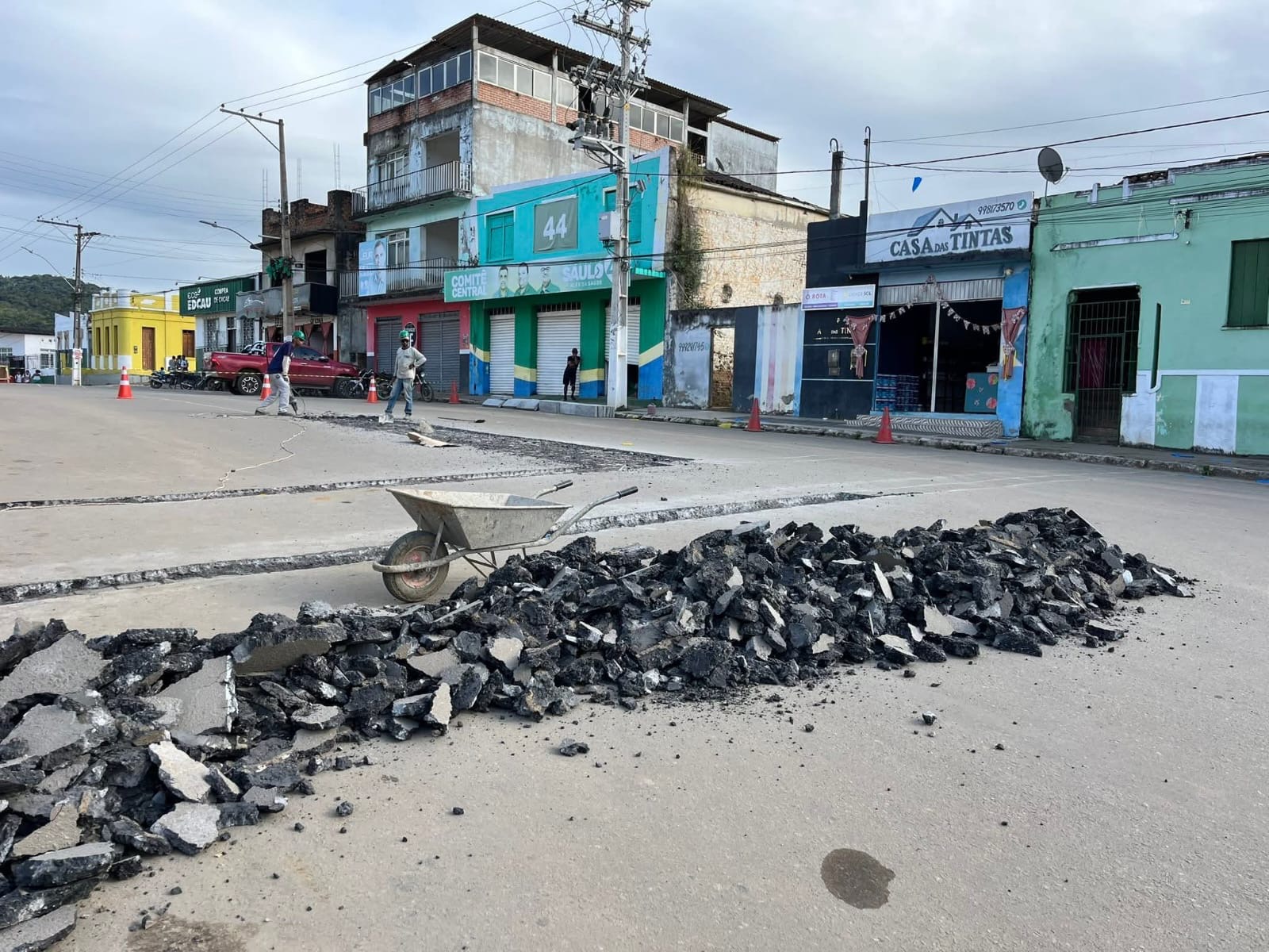 Itagi : As obras de infraestrutura urbana continuam a todo vapor Itagi : As obras de infraestrutura urbana continuam a todo vapor