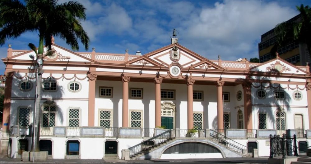 Data de criação da Associação Comercial da Bahia inspira proposta para Dia Nacional do Associativismo