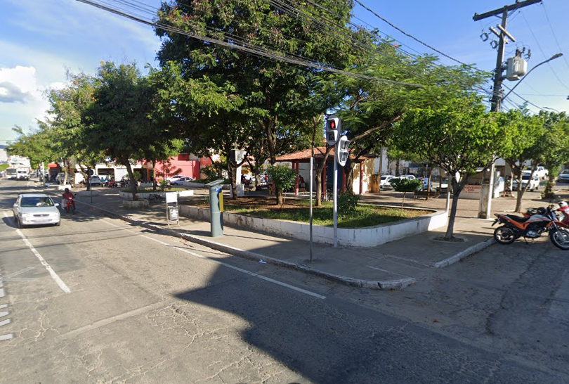 Gutinha propõe revitalização total da Praça dos Caçambeiros