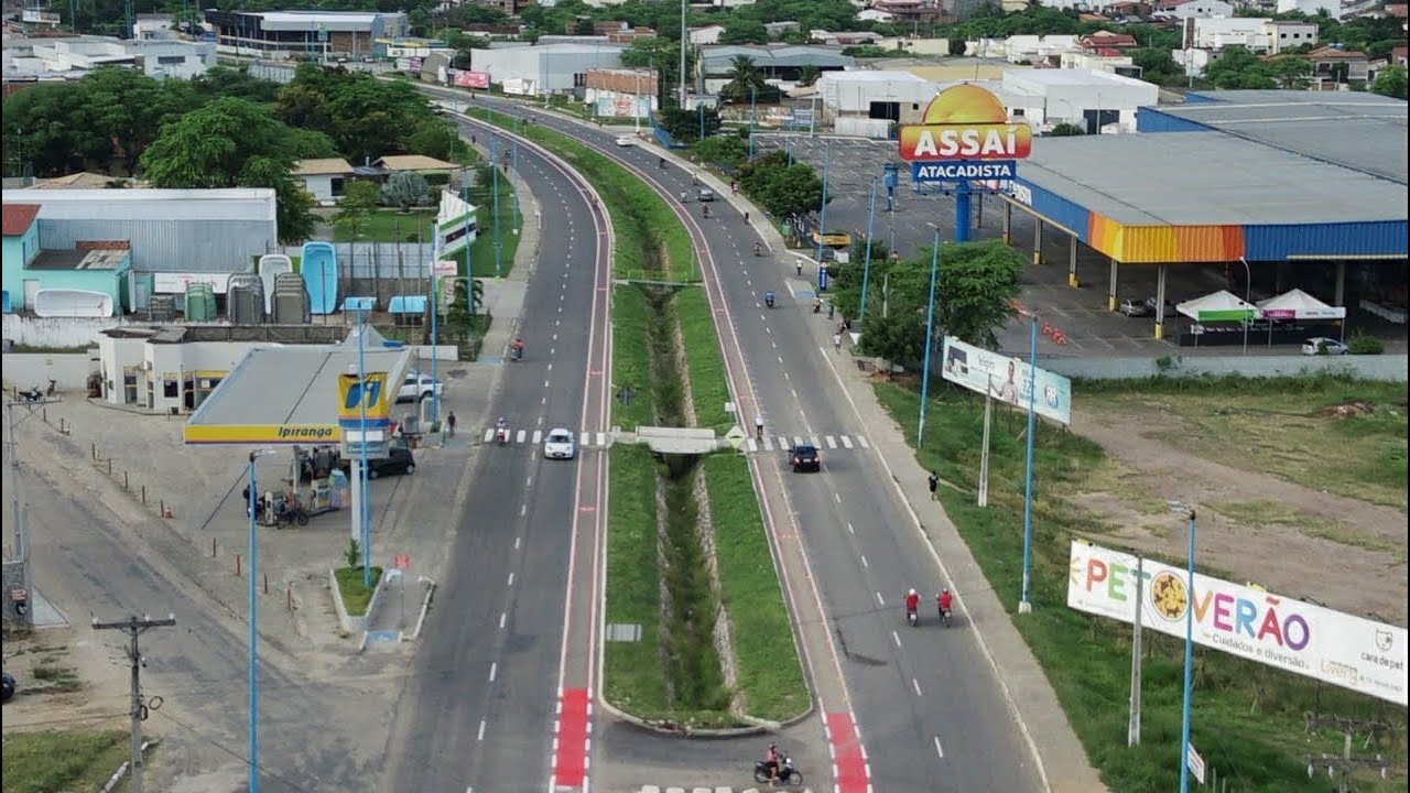 Helder da Agrorural pede modernização completa da iluminação pública da Av. Waldomiro Borges