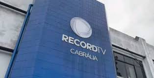 Moradores de Jequié reclamam da falta de sinal da TV Cabrália e cobram retorno da emissora