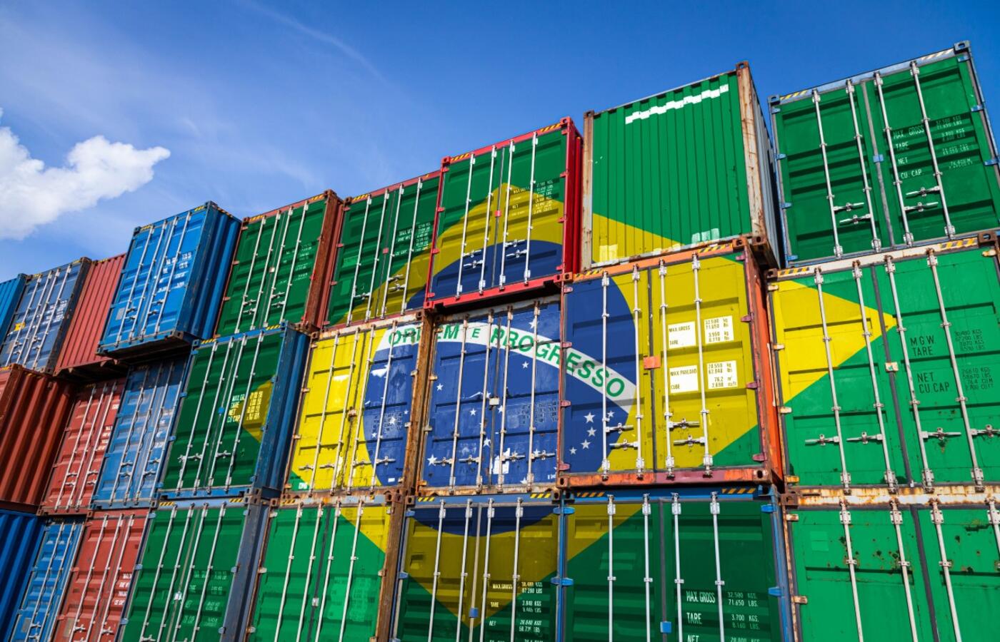 Tarifa adicional de 50% incidirá sobre 35,9% das exportações brasileiras; Indústria propõe ações emergenciais ao governo Tarifa adicional de 50% incidirá sobre 35,9% das exportações brasileiras; Indústria propõe ações emergenciais ao governo