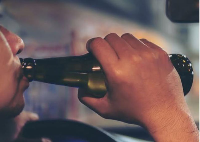 Motorista de aplicativo é preso por embriaguez ao volante após acidente em Jequié