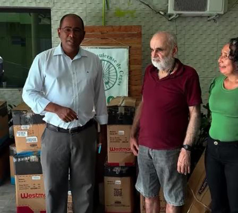 Vereador Soldado Gilvan entrega equipamentos à AJECE com apoio de emenda da deputada Roberta Roma