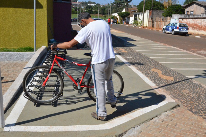 Moana Meira defende instalação de bicicletários nos órgãos públicos