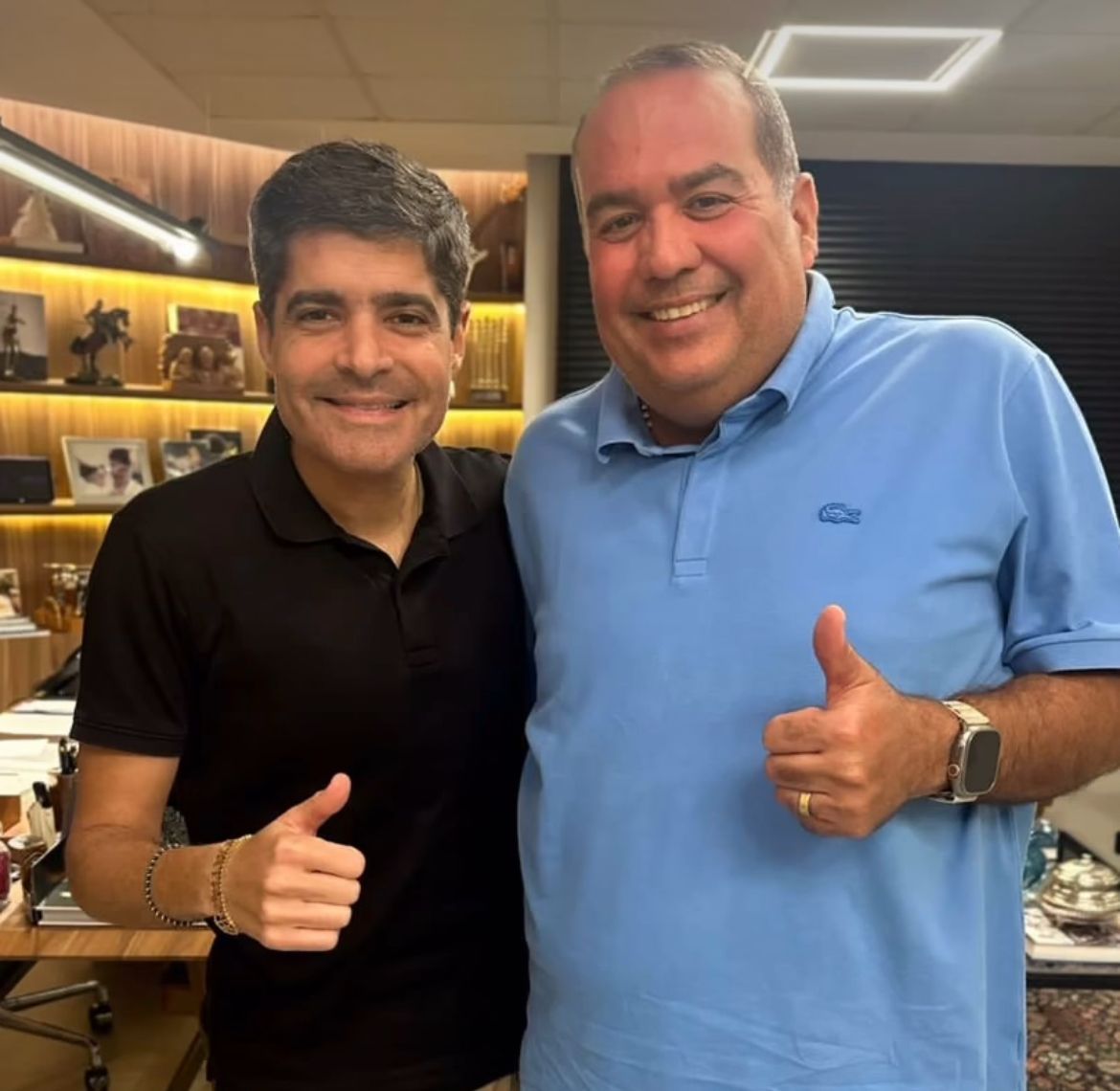 ACM Neto está alugando um triplex na mente de Jerônimo, ironiza Sandro Régis ACM Neto está alugando um triplex na mente de Jerônimo, ironiza Sandro Régis