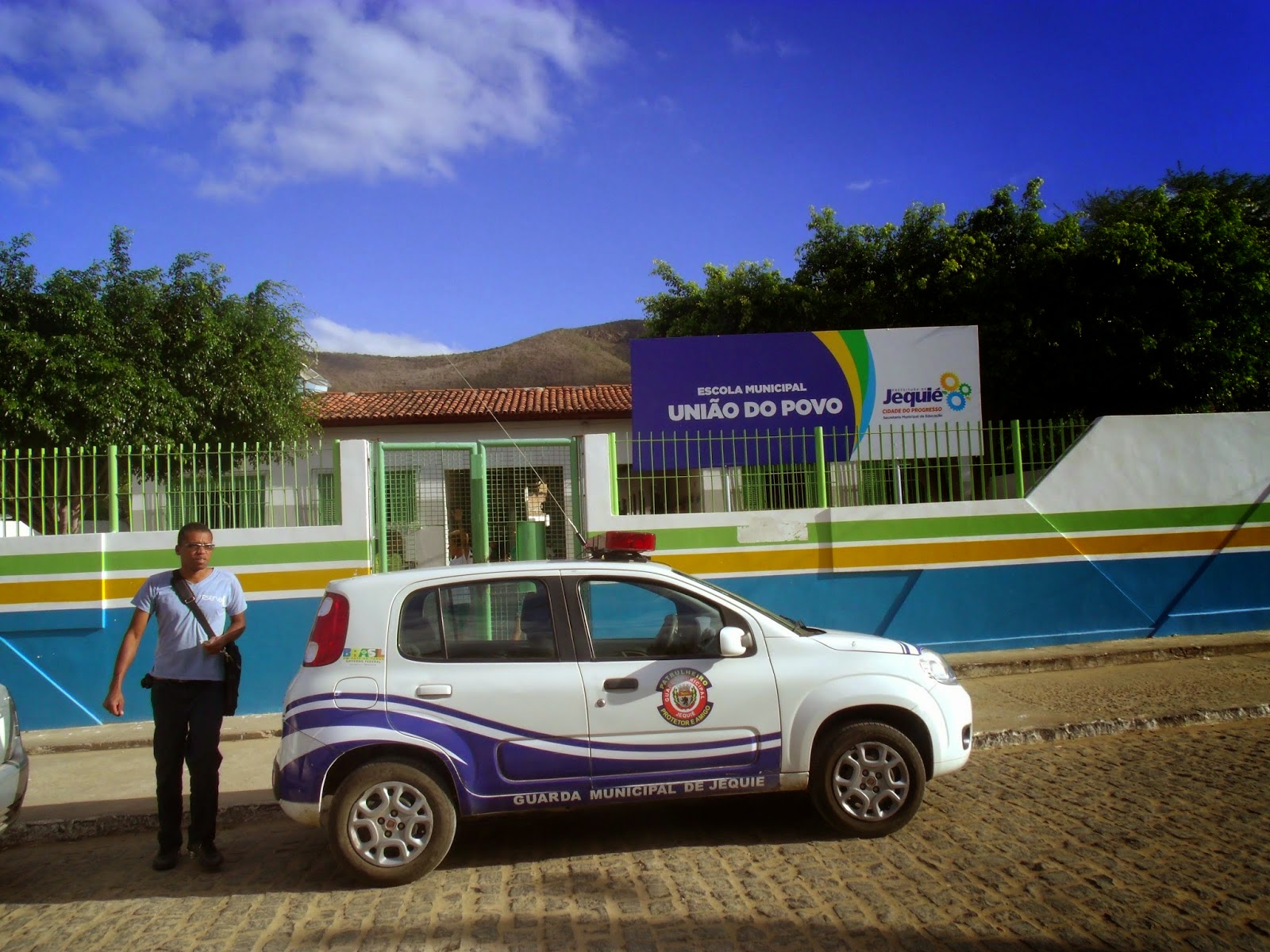 Moana Meira pede profissional de assistência social para Escola União do Povo