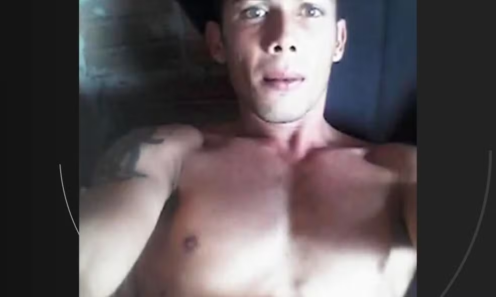 Homem morre assassinado com cerca de 70 tiros em Iguaí Homem morre assassinado com cerca de 70 tiros em Iguaí