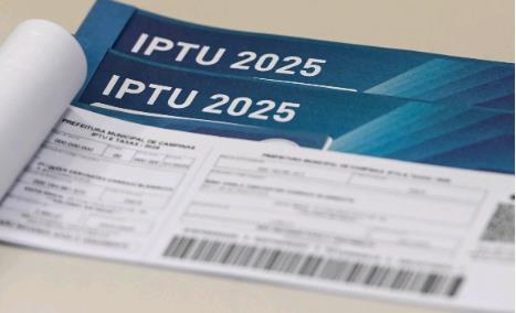 Carnês do IPTU 2025 serão distribuídos nas residências em toda cidade