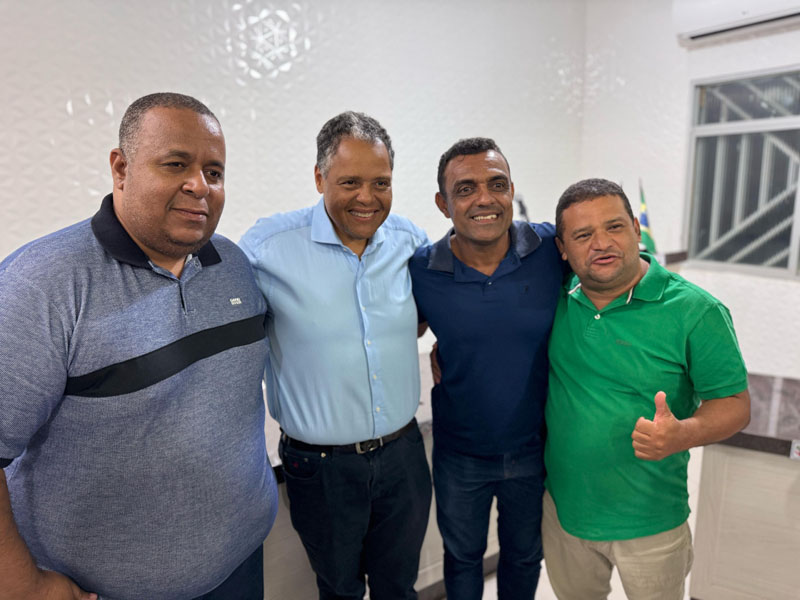 Itagi : A pedido do vereador Gielton Bispo, Deputado Federal Antônio Brito destina 500 mil reais para compra de Veículo. Itagi : A pedido do vereador Gielton Bispo, Deputado Federal Antônio Brito destina 500 mil reais para compra de Veículo.