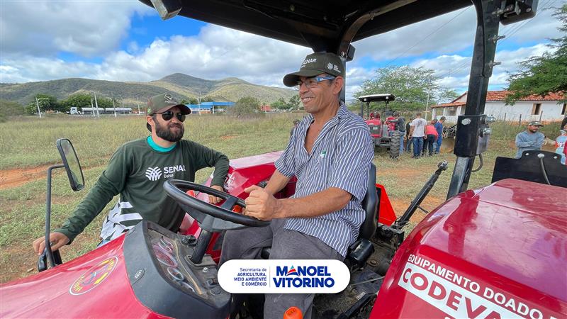 Prefeitura de Manoel Vitorino realiza curso gratuito de Operador de Trator Agrícola e impulsiona qualificação no campo