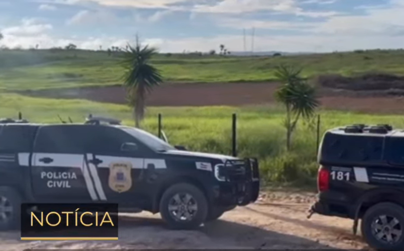 Polícia cumpre mandado de prisão contra adolescentes por homicídio em Poções Polícia cumpre mandado de prisão contra adolescentes por homicídio em Poções