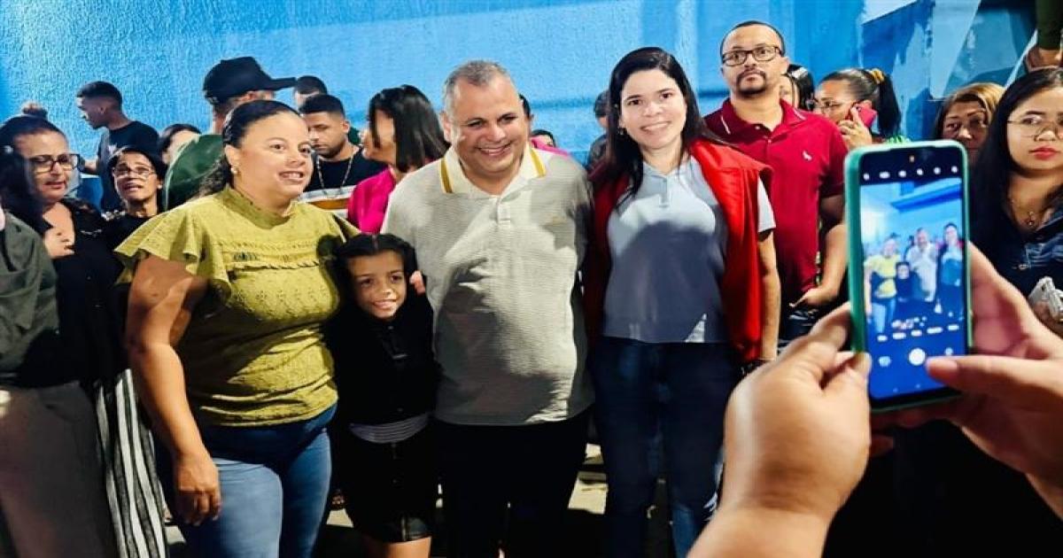 Prefeito Marcelo Pecorelli entrega Estádio ACM reformado na abertura do campeonato municipal