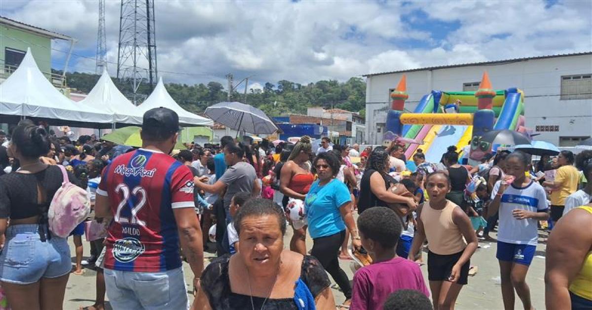 Prefeitura de Jitaúna realiza festa para comemorar o dia das crianças com muita diversão e alegria