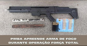 Polícia encontra sub metralhadora em poder de bandidos no bairro Curral Novo