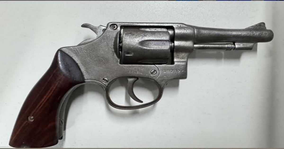 Maracás: Homem é detido com revólver após denúncia de ameaça