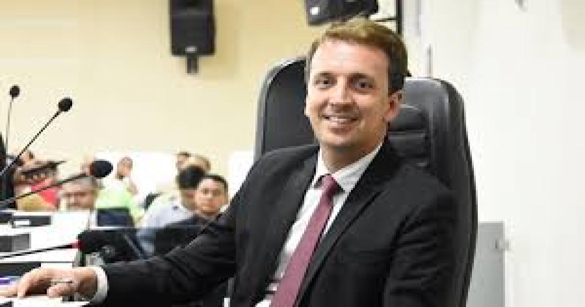 Matheus Budega pede revogação da cobrança de taxa para condomínios exclusivamente residenciais