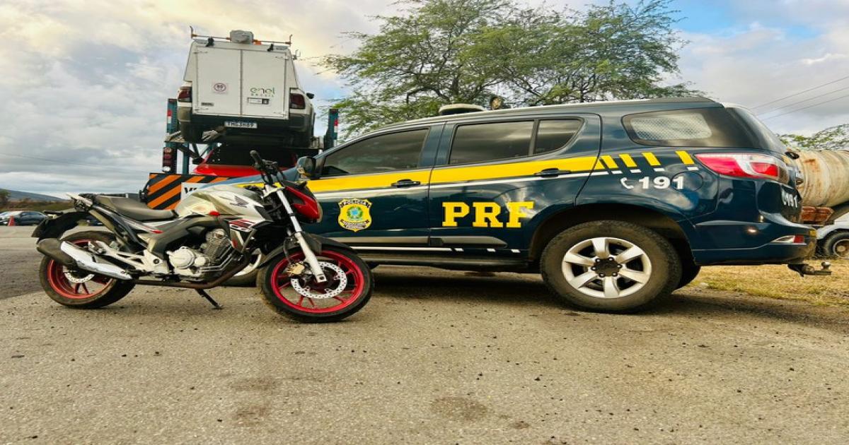Em Jequié (BA), PRF cumpre mandado de prisão e apreende motocicleta adulterada