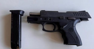 PM intercepta veículos, apreende arma de fogo e prende suspeito em Itaquara
