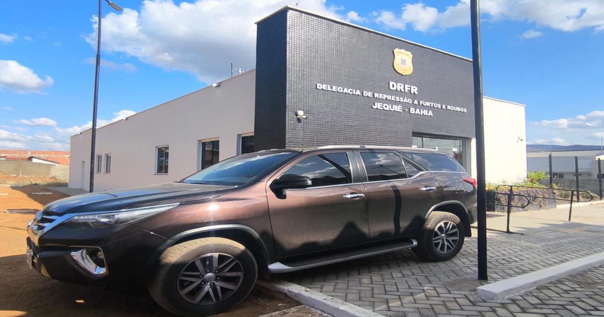 POLÍCIA CIVIL DA BAHIA REALIZA APREENSÃO DE VEÍCULOS FURTADOS EM JEQUIÉ