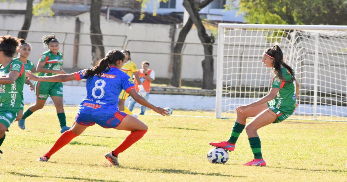 Doce Mel perde por 3 a 2 para o Pinda Ferroviária em partida marcada por erros graves de arbitragem