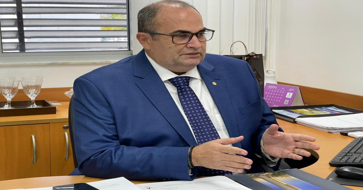 Deputado Hassan parabeniza a UFBA por 79 anos de contribuições à sociedade