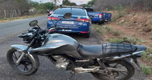 GCM de Jequié e PM recuperam motocicleta roubada e detêm suspeitos