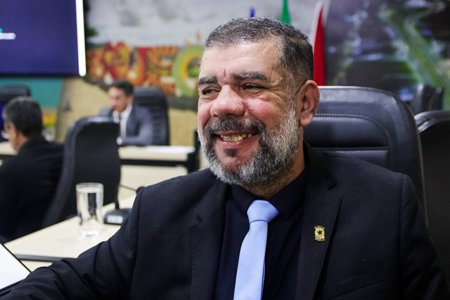 André do Sintracal propõe Espaço de Leitura na Praça Rui Barbosa