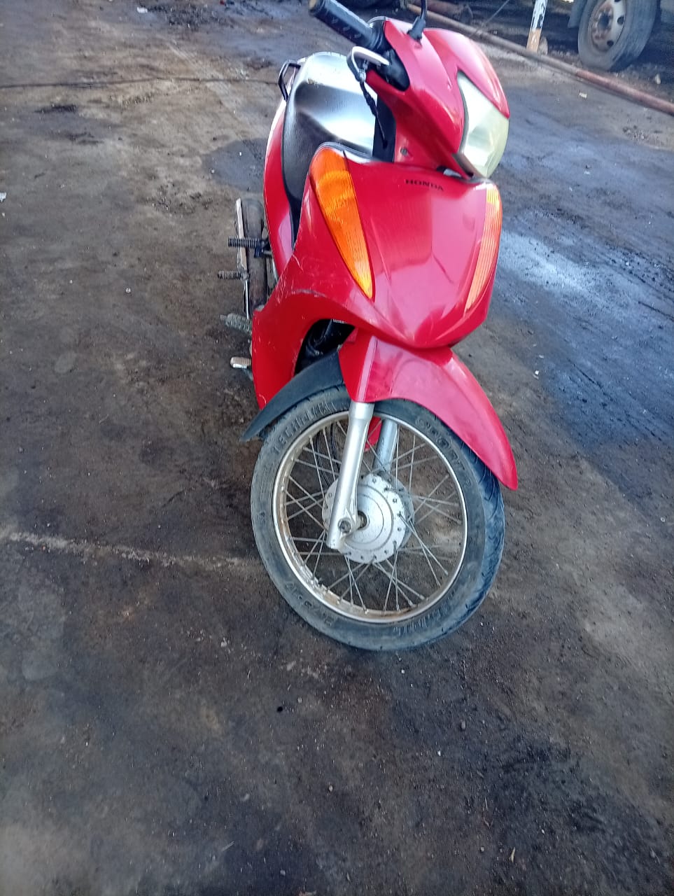 Motocicleta com sinais identificadores suprimidos é apreendida na BR-330, em Jequié