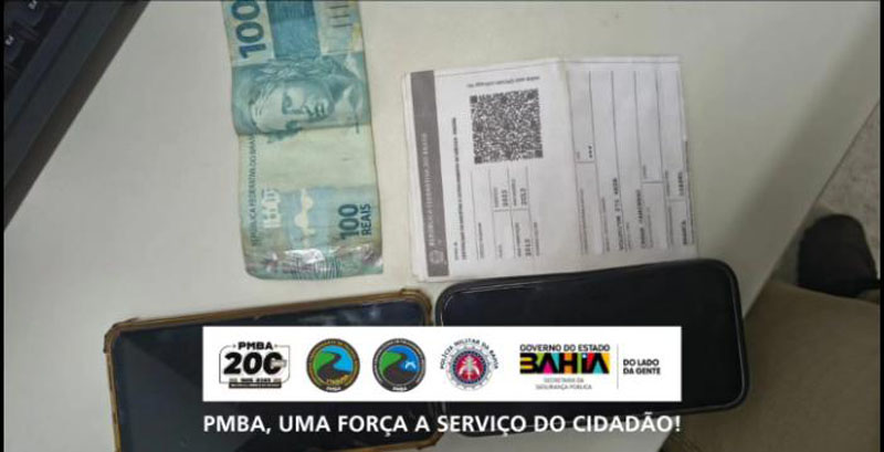 Motorista é preso por tentativa de suborno durante fiscalização em Arraial dAjuda Motorista é preso por tentativa de suborno durante fiscalização em Arraial dAjuda