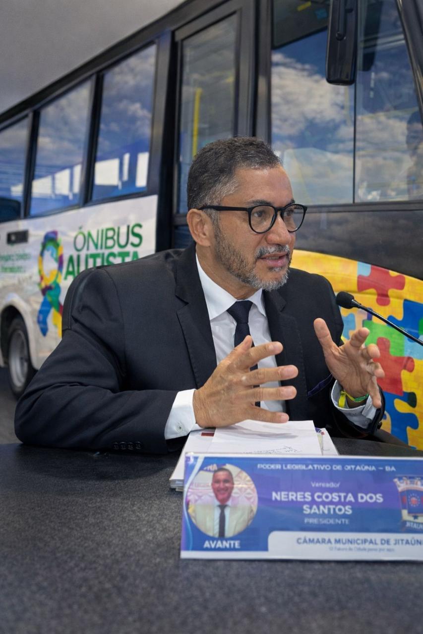 Vereador Neres Costa Luta por Transporte Acessível para Crianças com Autismo e Síndrome de Down em Jitaúna