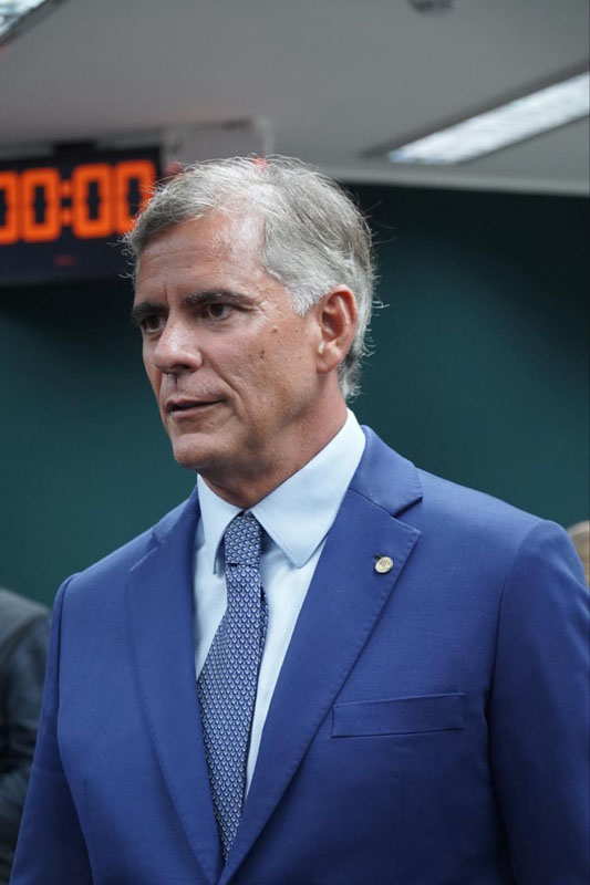 Leur Lomanto Jr assume comando da principal comissão da Câmara