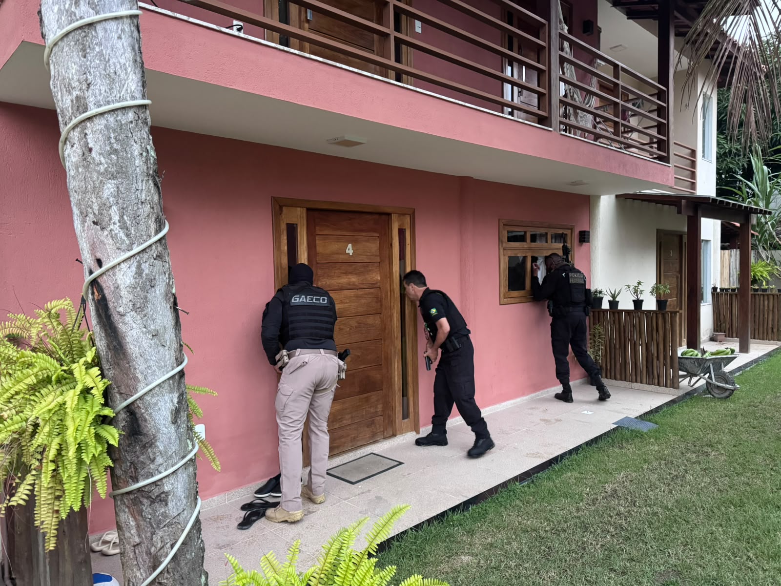 Operação do MPBA e PF desarticula organização criminosa que dominava região de Porto Seguro