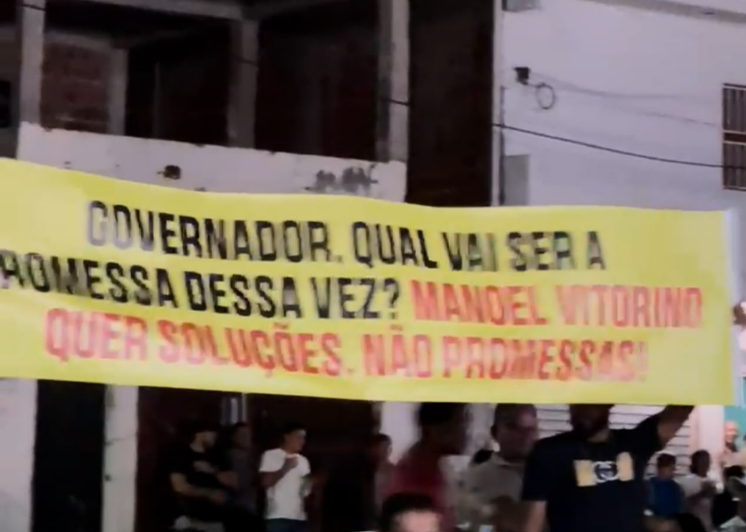 Promessas secaram e população de Manoel Vitorino prepara protesto para próxima visita de Jerônimo ao município