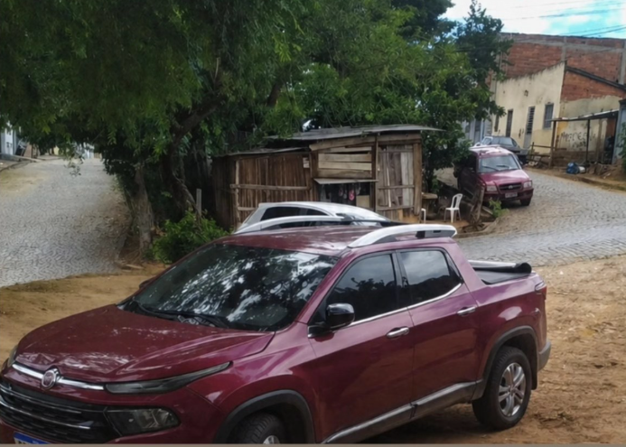 Veículo com sinais de adulteração é apreendido no Japumerin