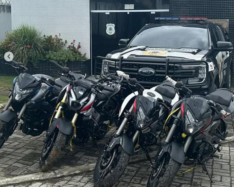 Polícia procura por bandidos que roubaram 4 motos em Ibirapitanga