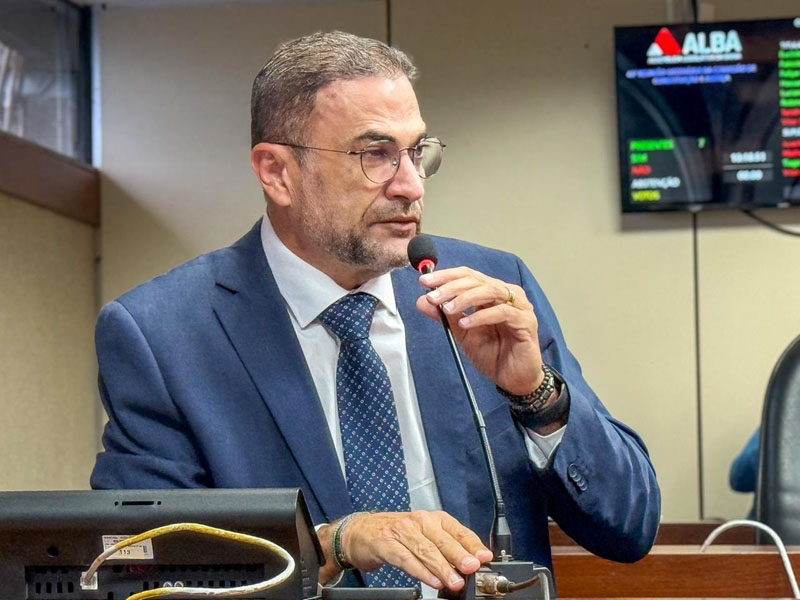 Deputado Hassan comemora suspensão provisória da importação de cacau da Costa do Marfim e afirma que a luta continua Deputado Hassan comemora suspensão provisória da importação de cacau da Costa do Marfim e afirma que a luta continua