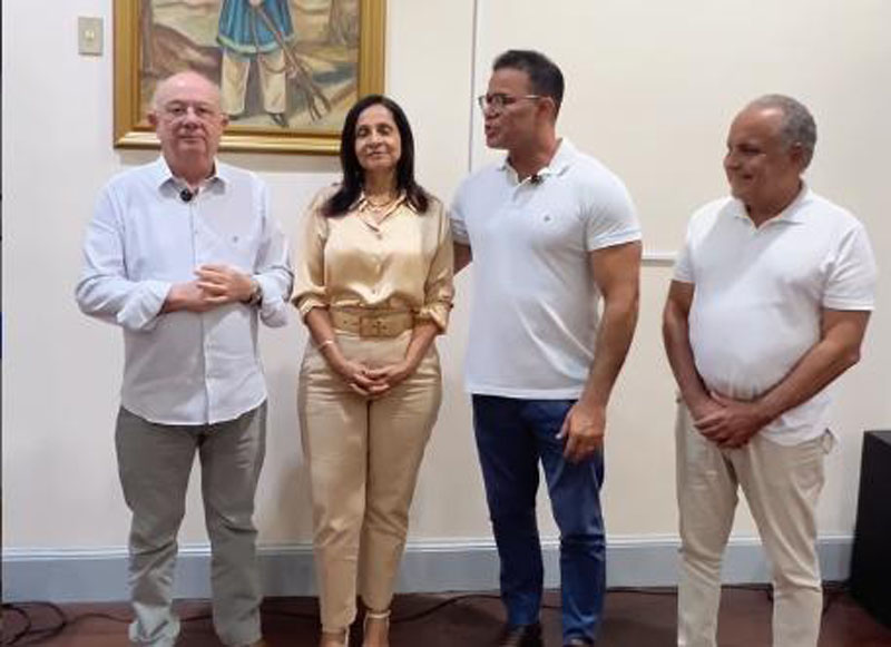 Silva Neto fortalece alianças políticas em Araci e destaca união por projeto regional Silva Neto fortalece alianças políticas em Araci e destaca união por projeto regional