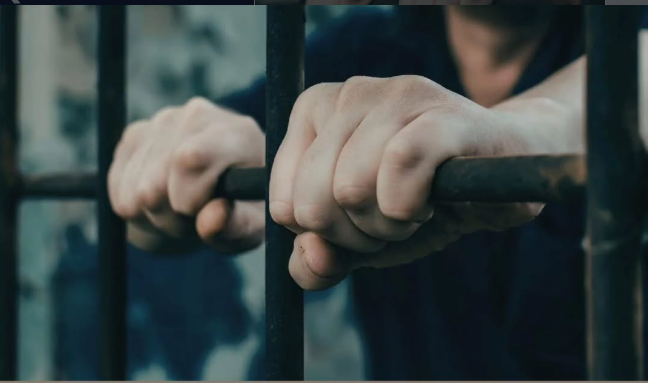 Homem é preso por violência doméstica em Cravolândia