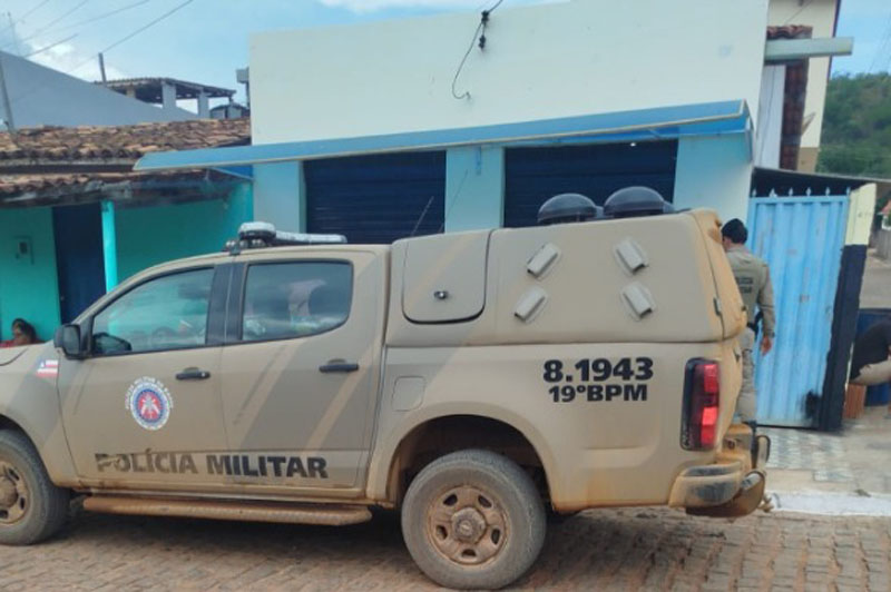 Homem é encontrado morto dentro de academia no distrito do Salgado, em Manoel Vitorino Homem é encontrado morto dentro de academia no distrito do Salgado, em Manoel Vitorino