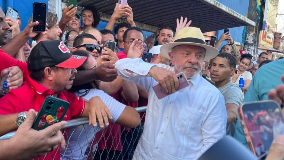 Lula cai na Bahia e atinge 50,6%, aponta pesquisa Futura