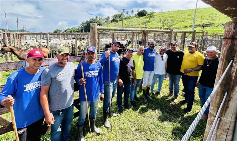 Prefeitura de Jitaúna realiza a grande feira de Animais; sucesso já comprovado