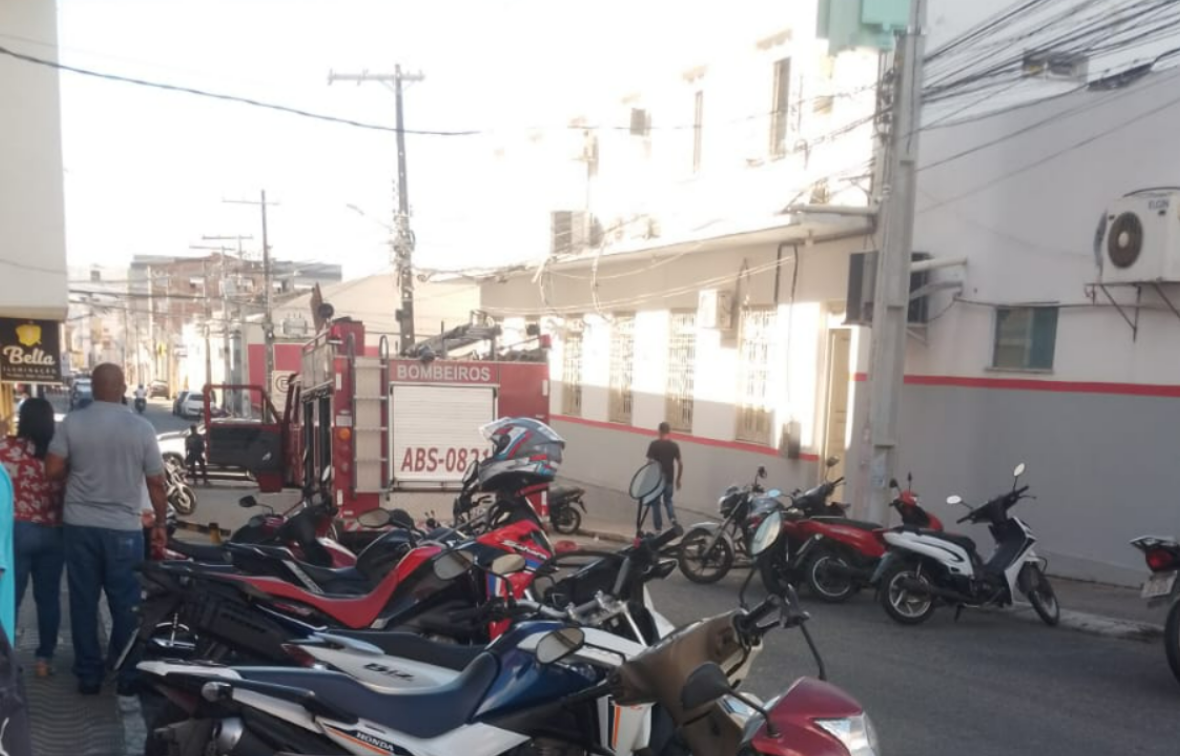 Incêndio atinge Central do Cadastro Único e atendimentos são transferidos para CRAS em Jequié