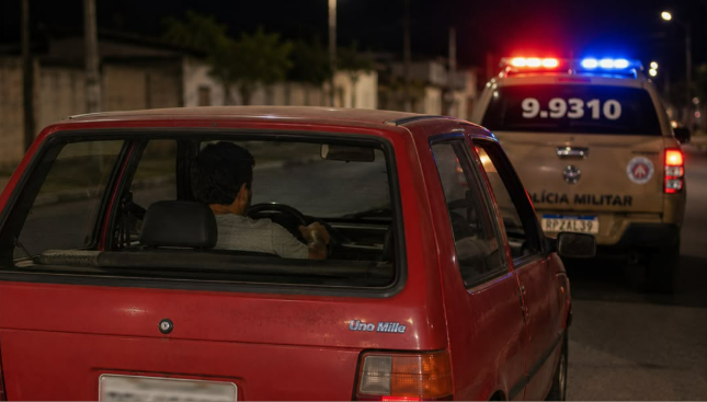 PM apreende veículo e conduz motorista por embriaguez ao volante em Planaltino