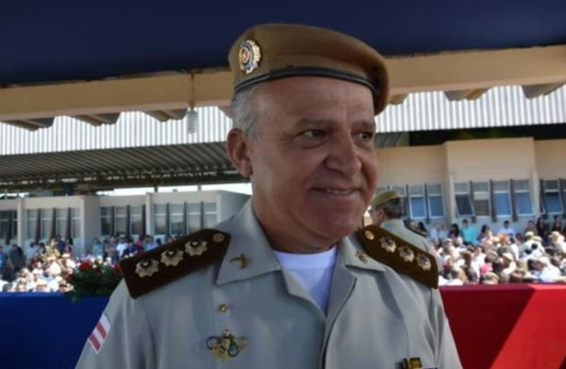 Coronel da PM morre após acidente de carro - Entre Itapetinga e Vitória da Conquista Coronel da PM morre após acidente de carro - Entre Itapetinga e Vitória da Conquista