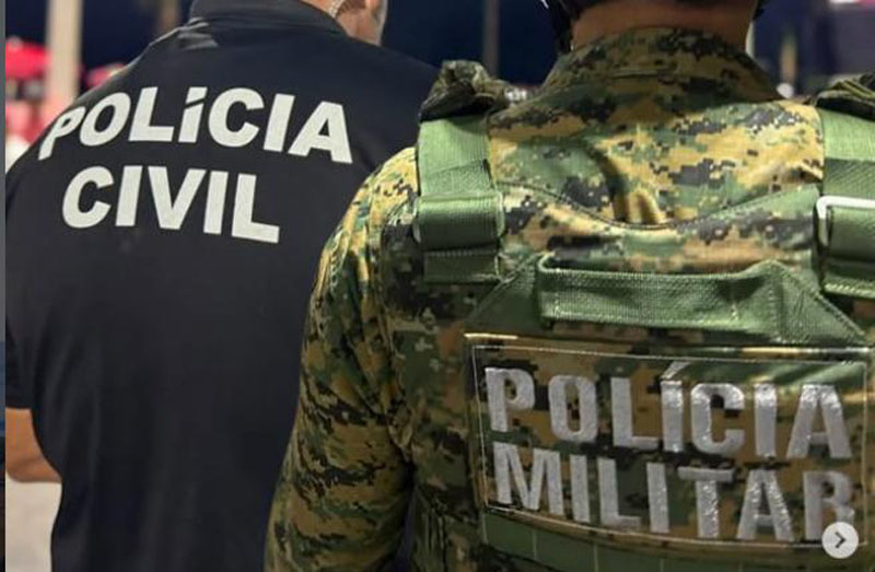 Casal é preso em flagrante por furto de celulares durante o Furdunço, no Farol da Barra